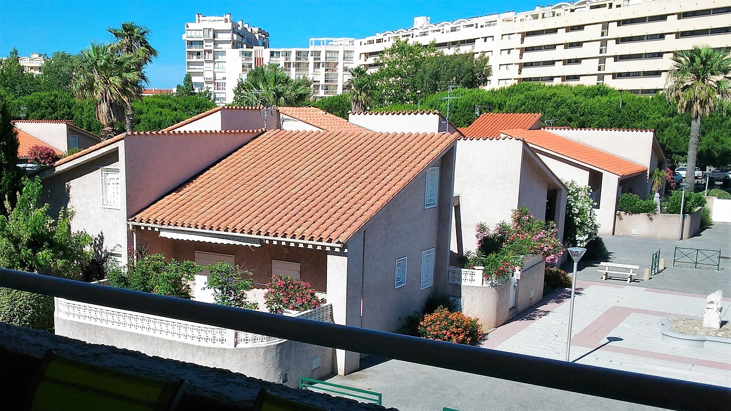 225 vue placette