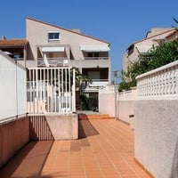 Allée piscine