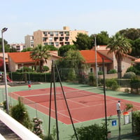 Vue sur le tennis
